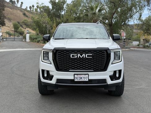 Used 2023 GMC Yukon Denali AWD/4WD image 10