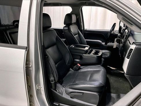 Used 2018 Chevrolet Silverado 1500 LT w/ Texas Edition image 16