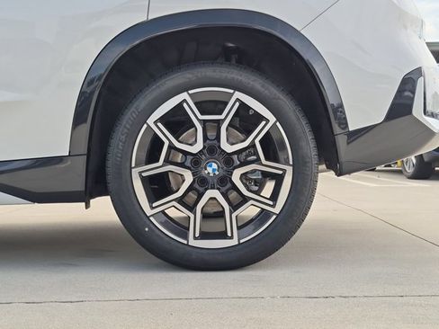 New 2027 BMW X1 xDrive28i w/ Technology Package AWD/4WD image 10