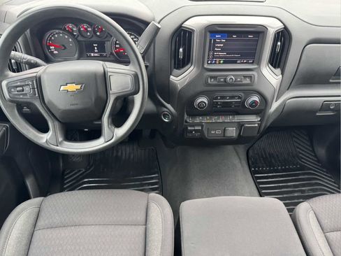 Used 2023 Chevrolet Silverado 1500 Custom image 17