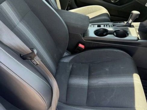 Used 2024 Honda Civic Sport image 10