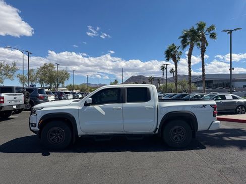 Used 2025 Nissan Frontier Pro-X w/ Pro Convenience Package image 7