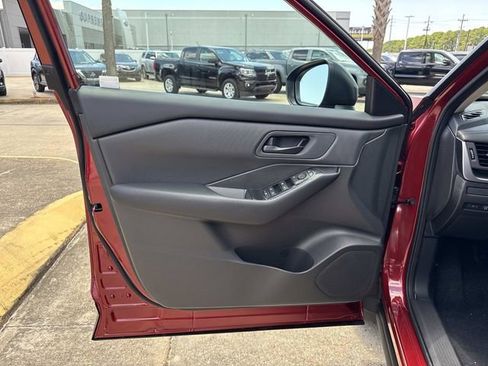 New 2026 Nissan Rogue S image 11