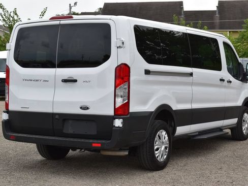 Used 2025 Ford Transit 350 XLT RWD image 5