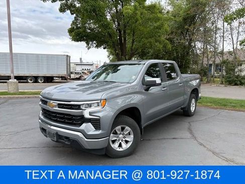Used 2023 Chevrolet Silverado 1500 LT w/ Leather Package AWD/4WD image 1