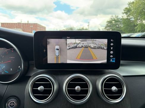 Certified 2022 Mercedes-Benz GLC 300 4MATIC image 23