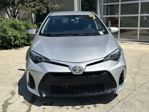 Used 2017 Toyota Corolla SE w/ Carpet Mat Package (TMS) FWD image 5