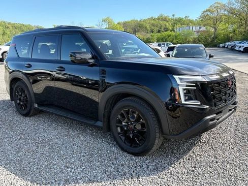 Certified 2025 Nissan Armada PRO-4X AWD/4WD image 5