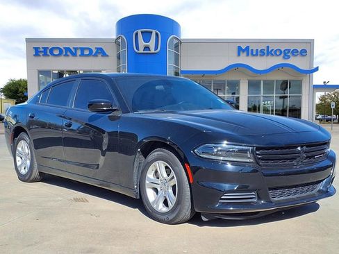 Used 2023 Dodge Charger SXT image 1