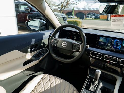 New 2026 Nissan Sentra SL w/ Floor Mat Package image 11