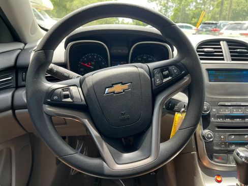 Used 2015 Chevrolet Malibu LS FWD image 13