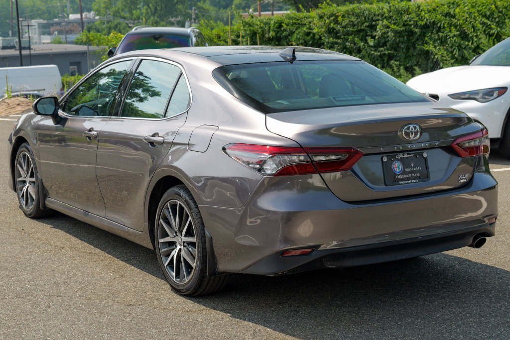 Used 2023 Toyota Camry XLE w/ Navigation Package AWD/4WD image 5