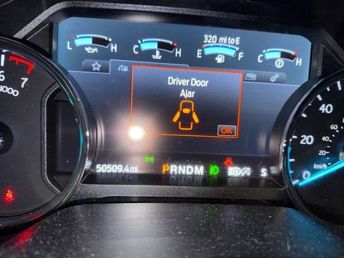 Used 2021 Ford Expedition XLT AWD/4WD image 1