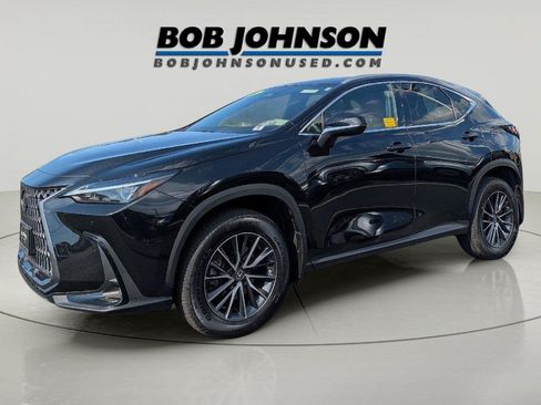 Certified 2023 Lexus NX 350 AWD image 3