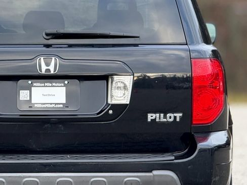 Used 2005 Honda Pilot EX-L image 14