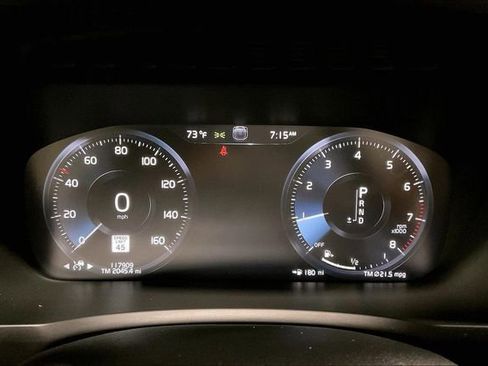 Used 2019 Volvo XC90 T6 R-Design w/ Protection Package AWD/4WD image 22