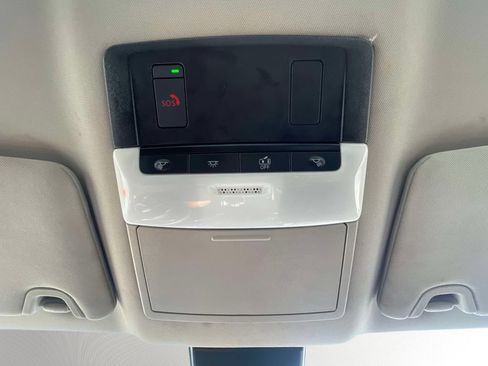 Used 2025 Nissan Altima 2.5 SV FWD image 30