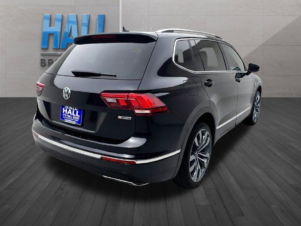 Used 2020 Volkswagen Tiguan SEL Premium R-Line w/ 3rd Row Seat Package AWD/4WD image 5