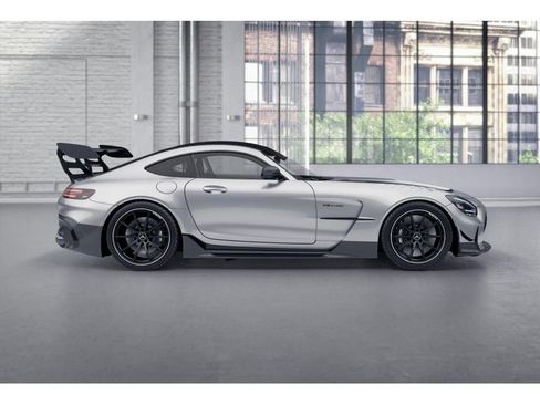 Used 2021 Mercedes-Benz AMG GT Black Series image 2