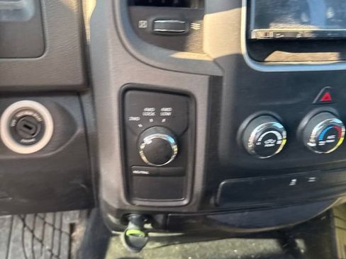 Used 2014 RAM 1500 Express AWD/4WD image 14