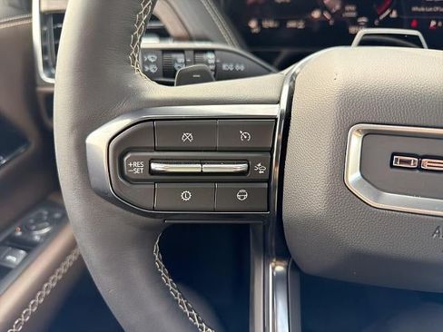 Used 2025 GMC Yukon XL Denali Ultimate w/ LPO, Floor Liner Package AWD/4WD image 37