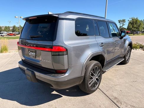 Used 2025 Lexus GX 550 w/ Accessory Package (2T) AWD/4WD image 9
