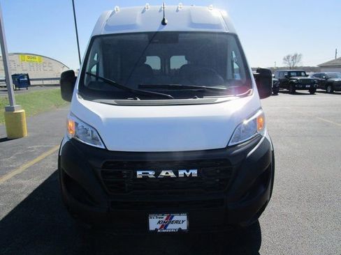 Used 2024 RAM ProMaster 2500 w/ Power Group FWD image 2