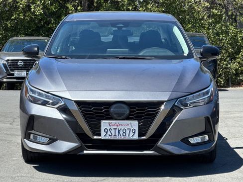 Used 2022 Nissan Sentra SR w/ Trunk Package image 9