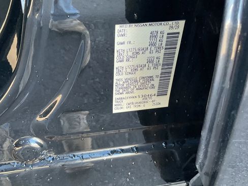 Used 2019 Nissan Titan PRO-4X w/ Pro-4x Utility Package image 23