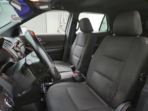 Used 2019 Ford Explorer 4WD Police Interceptor image 14