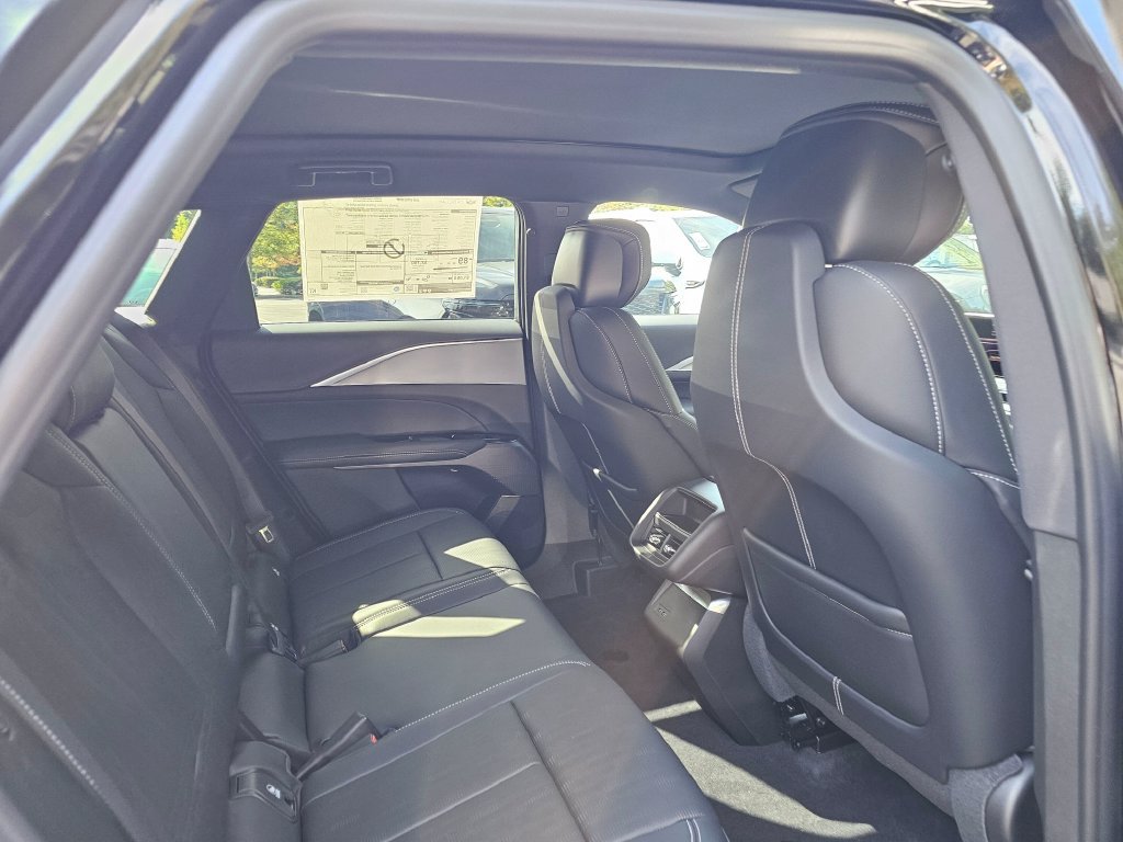 New 2027 Cadillac Lyriq Sport AWD/4WD image 14
