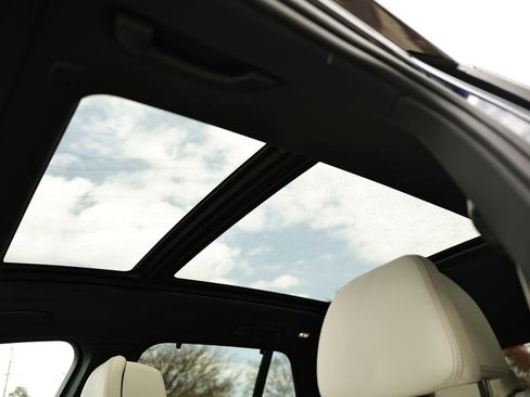 New 2026 BMW X5 xDrive50e w/ Executive Package AWD/4WD image 19