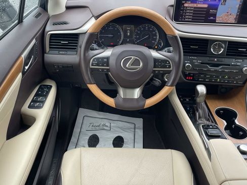 Used 2018 Lexus RX 350 FWD w/ Premium Package image 11