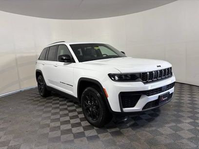 New 2026 Jeep Grand Cherokee Altitude