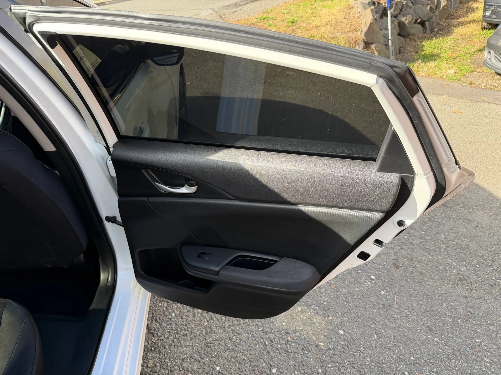 Used 2019 Honda Insight LX image 26