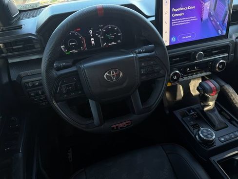 Used 2025 Toyota Tacoma TRD Pro AWD/4WD image 15