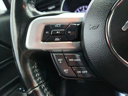 Used 2019 Ford Mustang GT RWD image 17