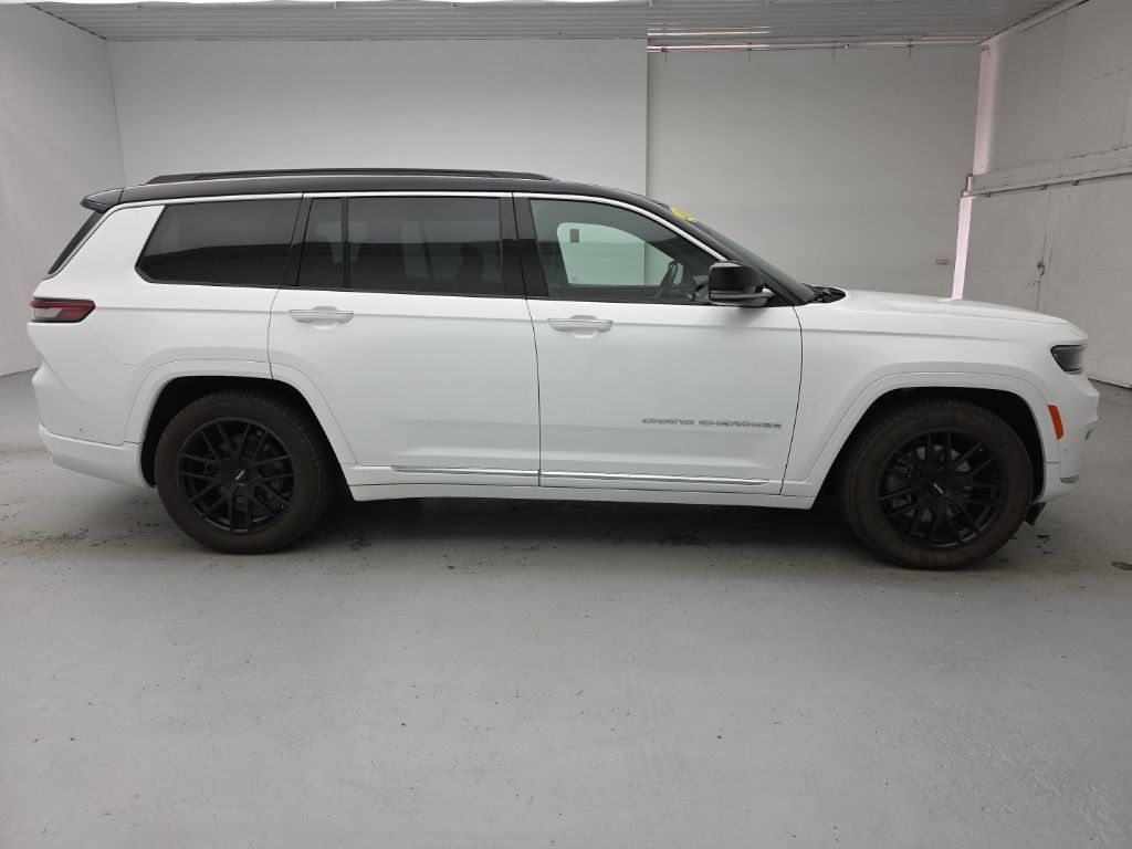 Used 2024 Jeep Grand Cherokee L Summit AWD/4WD image 13