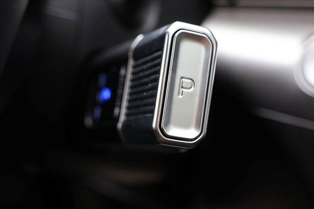 Used 2026 Hyundai Kona Limited FWD image 19