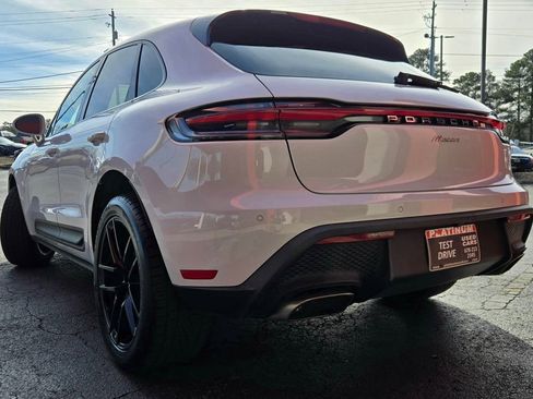 Used 2022 Porsche Macan AWD/4WD image 6