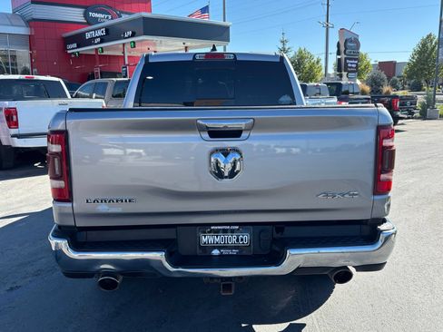 Used 2019 RAM 1500 Laramie AWD/4WD image 9