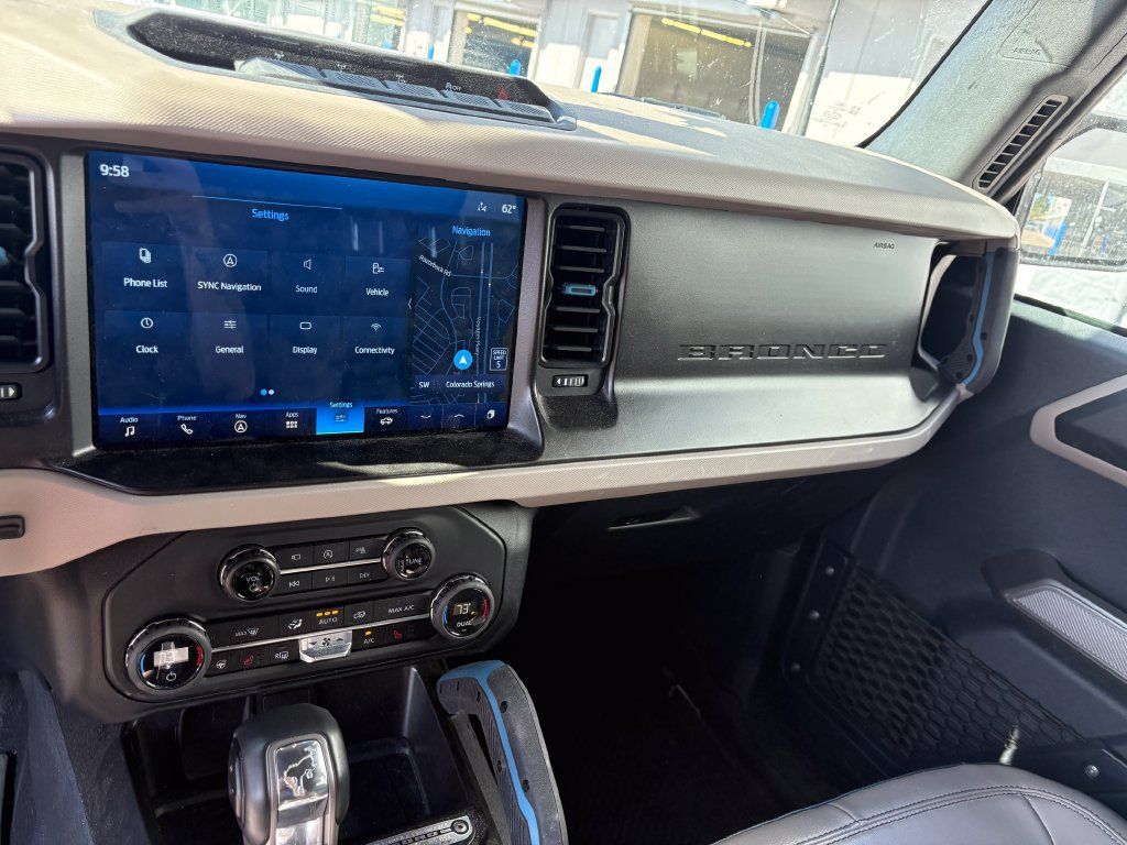 Used 2023 Ford Bronco Wildtrak AWD/4WD image 21