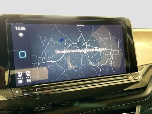 Used 2025 Volkswagen Atlas SE AWD/4WD image 14