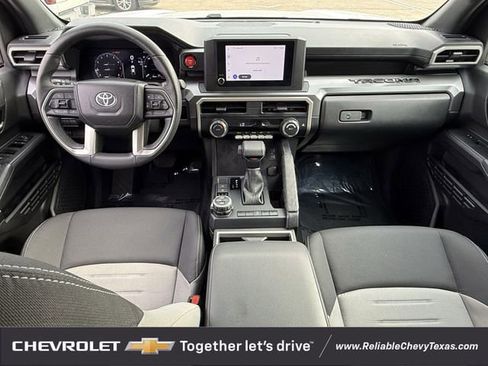 Used 2024 Toyota Tacoma TRD Off-Road image 11