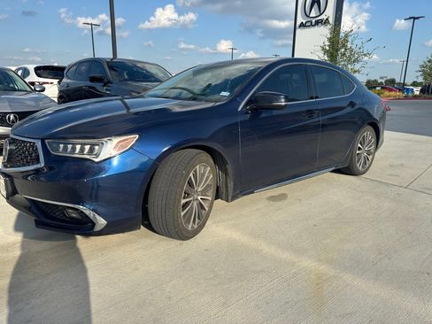 Used 2018 Acura TLX V6 SH-AWD w/ Advance Package image 3