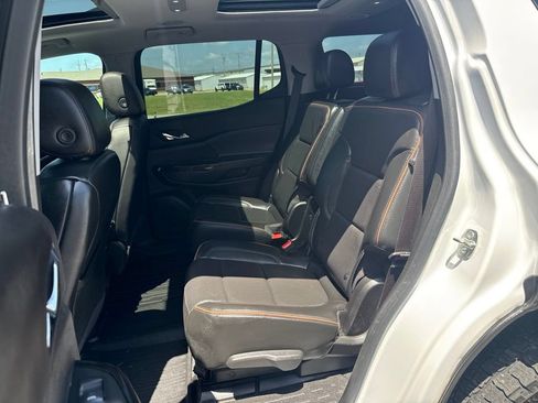 Used 2023 GMC Acadia AT4 w/ Technology Package AWD/4WD image 21