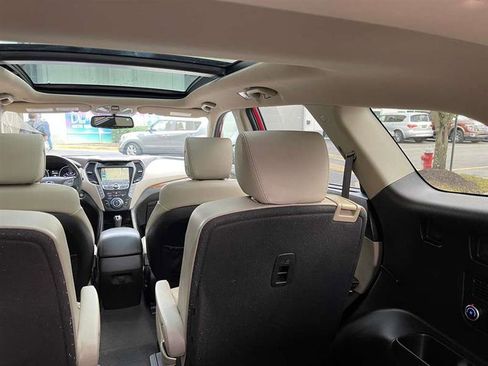 Used 2016 Hyundai Santa Fe Limited w/ Option Group 04 image 27