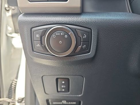 Used 2022 Ford F250 Lariat w/ Tremor Off-Road Package AWD/4WD image 28