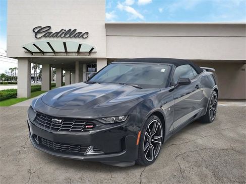 Used 2021 Chevrolet Camaro LT w/ RS Package image 2