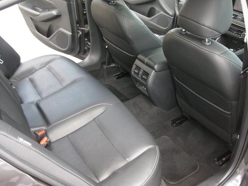 Used 2019 Nissan Altima 2.5 SL AWD/4WD image 30